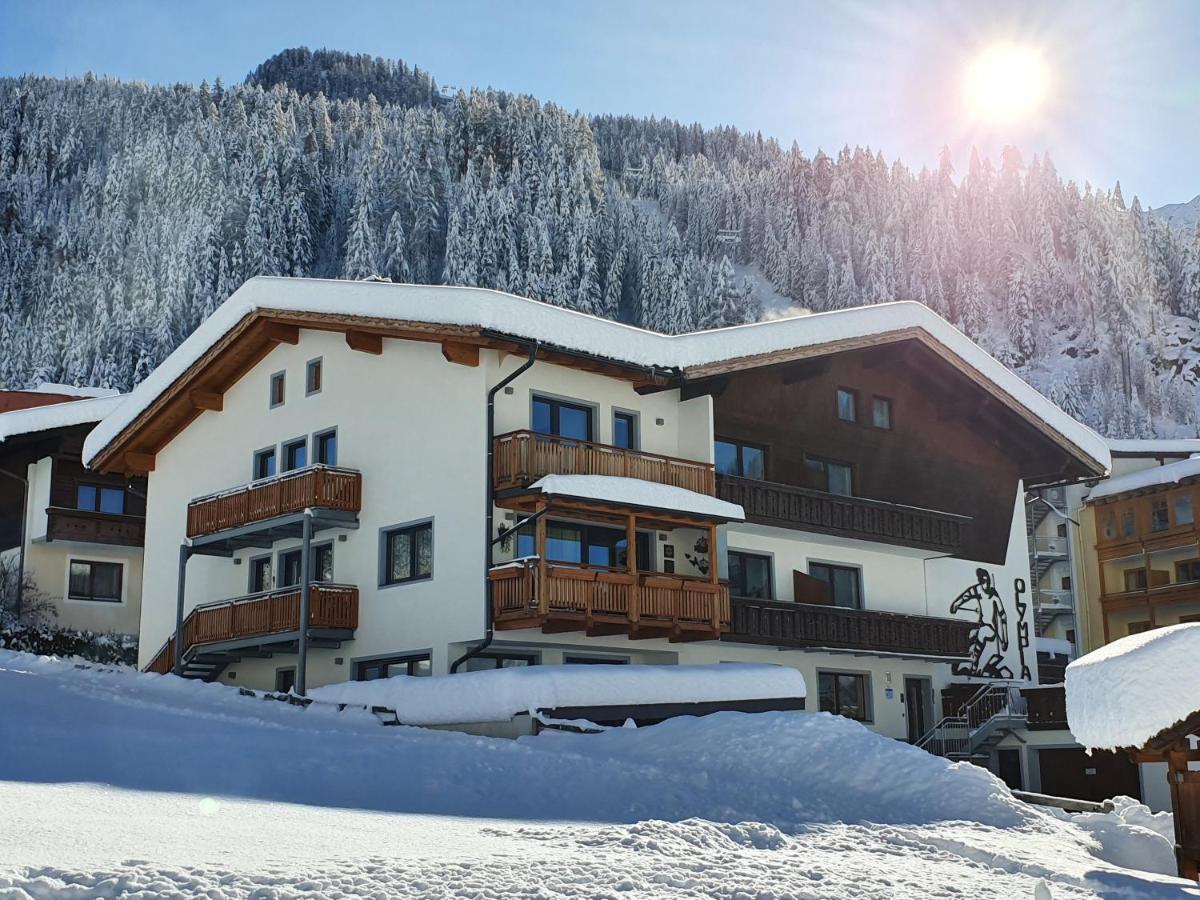Olympia Privathotel Garni Sankt Jakob in Defereggen Exteriör bild