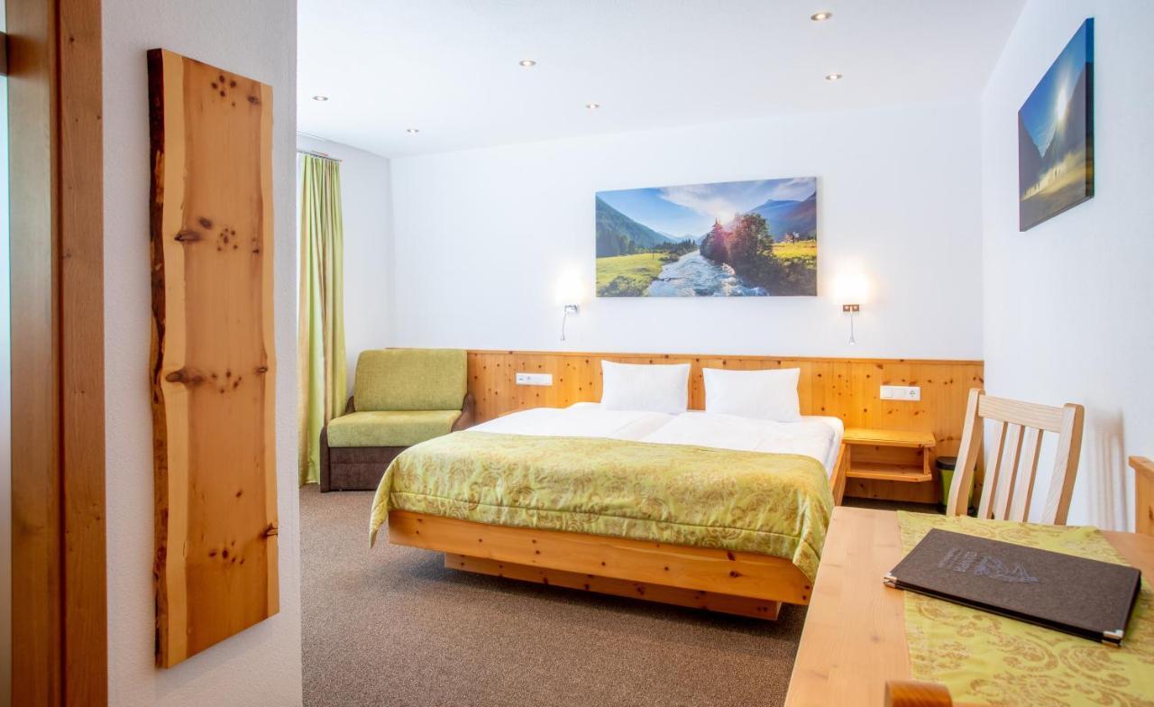 Olympia Privathotel Garni Sankt Jakob in Defereggen Exteriör bild
